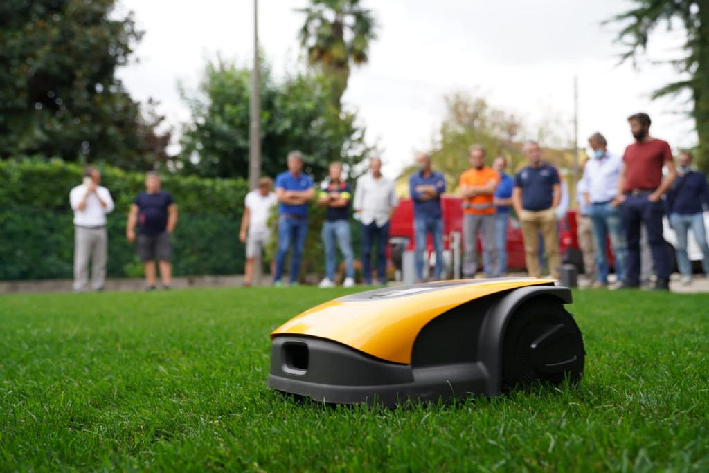stiga-lawn-mower-team